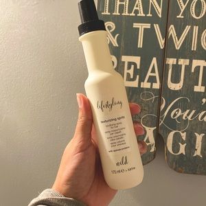 Milkshake texturizing spritz